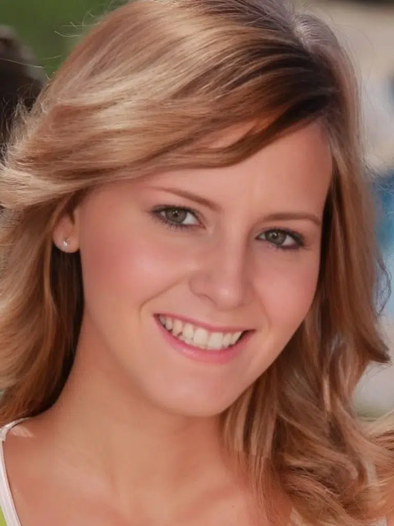 Alberta Kandi Biography: Wiki, Age, Career, Height, Weight, Husband, Net Worth & More